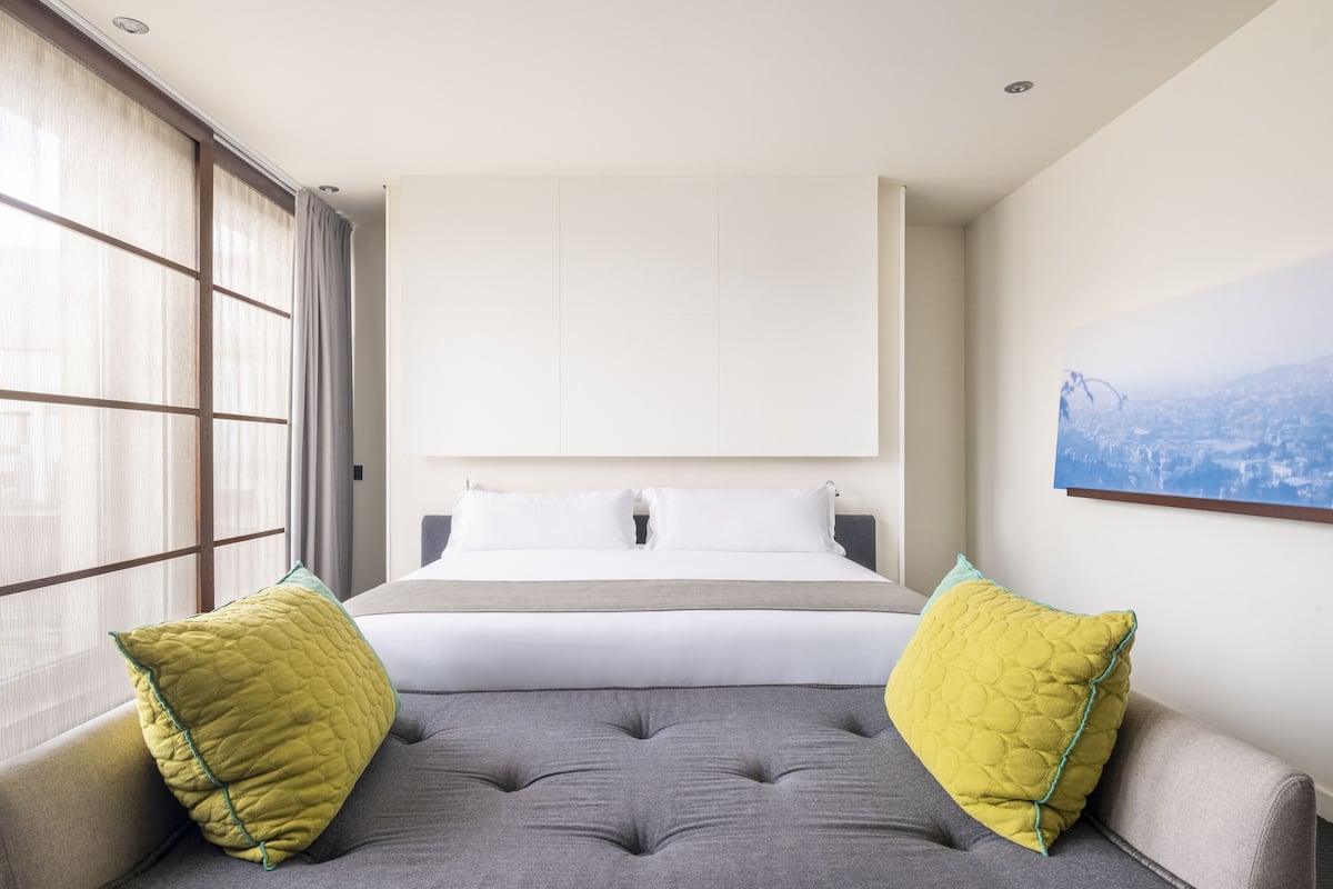 Suite, Terrace | 1 bedroom, minibar, in-room safe, soundproofing