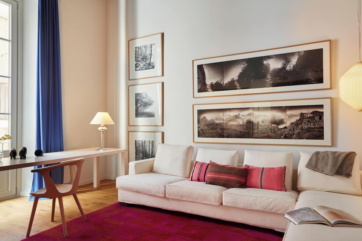 1 slaapkamer, luxe beddengoed, een minibar, een kluis op de kamer