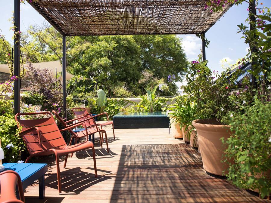 Sun deck