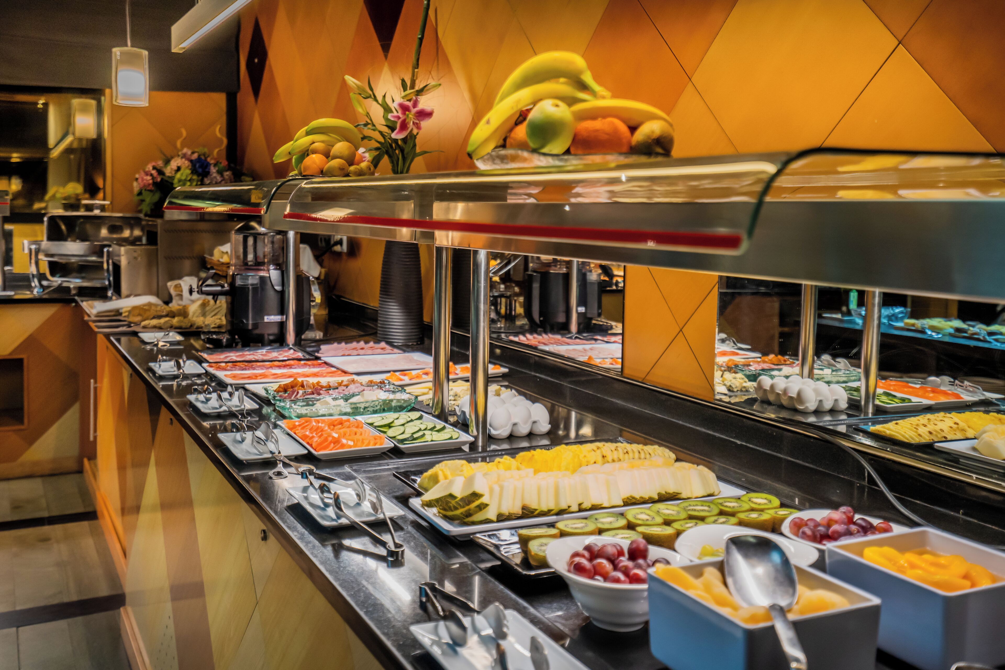 Daily buffet breakfast (EUR 18 per person)