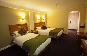In-room safe, desk, iron/ironing board, free WiFi - Imperial Hotel (Galway)