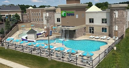 Holiday Inn Express Wisconsin Dells by IHG