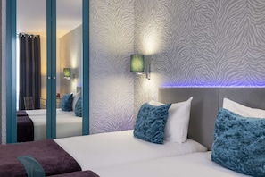 Twin Room | In-room safe, desk, free cots/infant beds, free WiFi