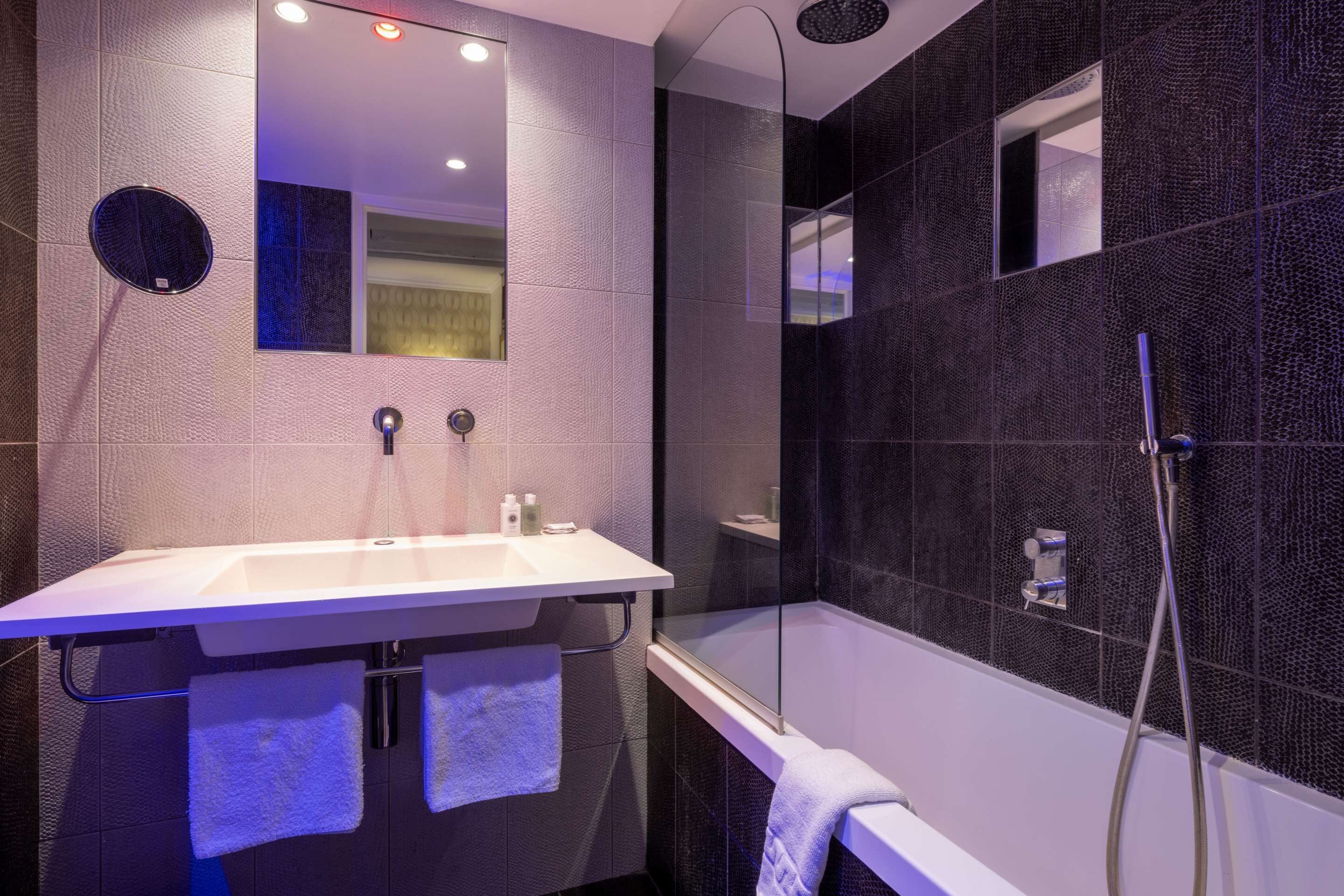 in-room safe, desk, free cots/infant beds, free wifi