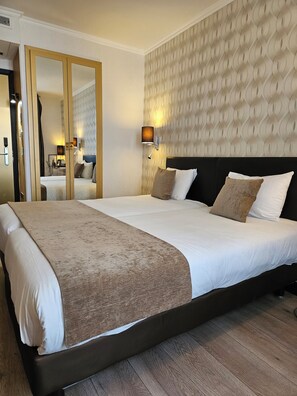 Twin Room - ATN Hotel (Paris)