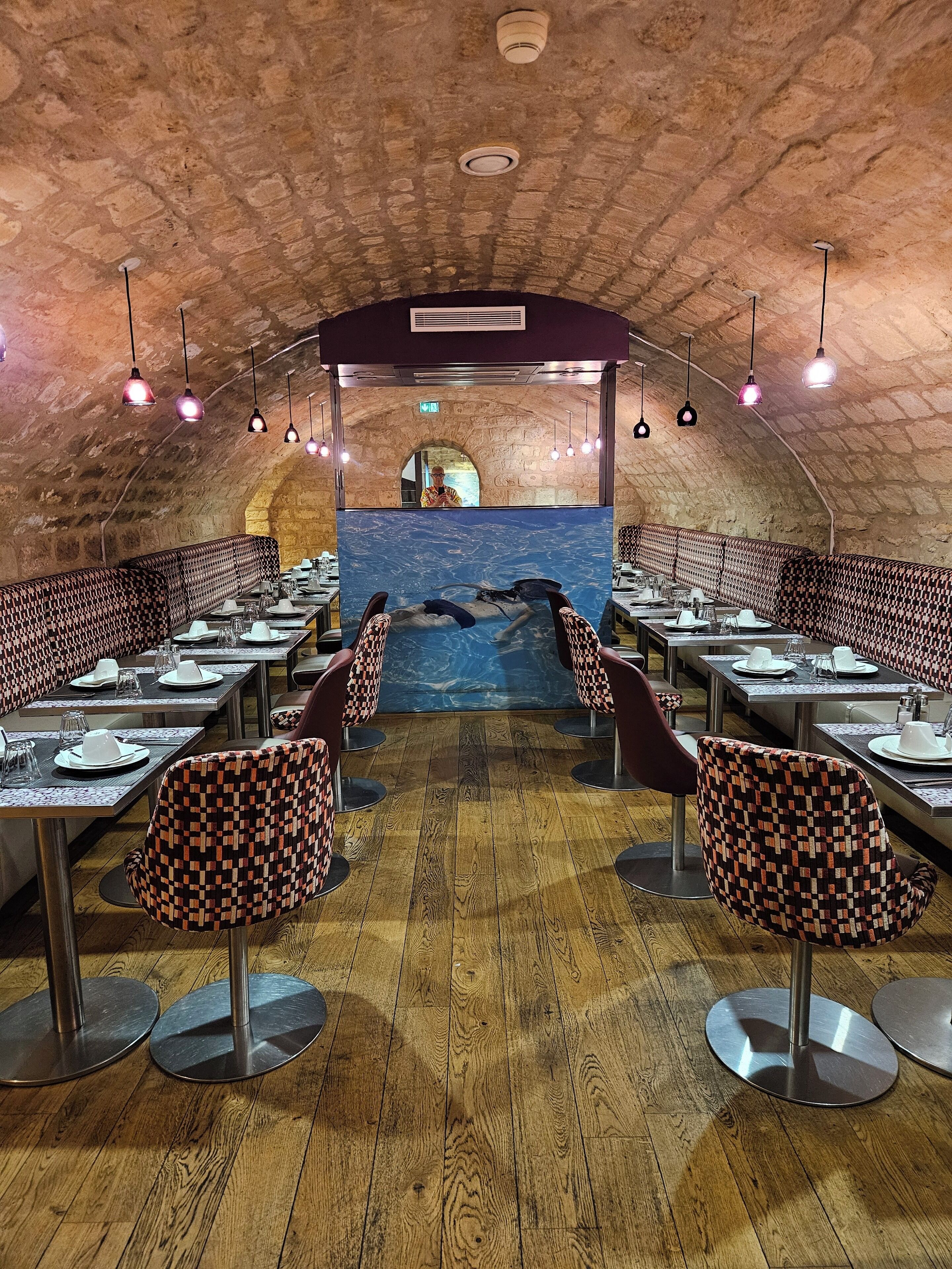 Desayuno buffet diario (EUR 14.00 por persona)