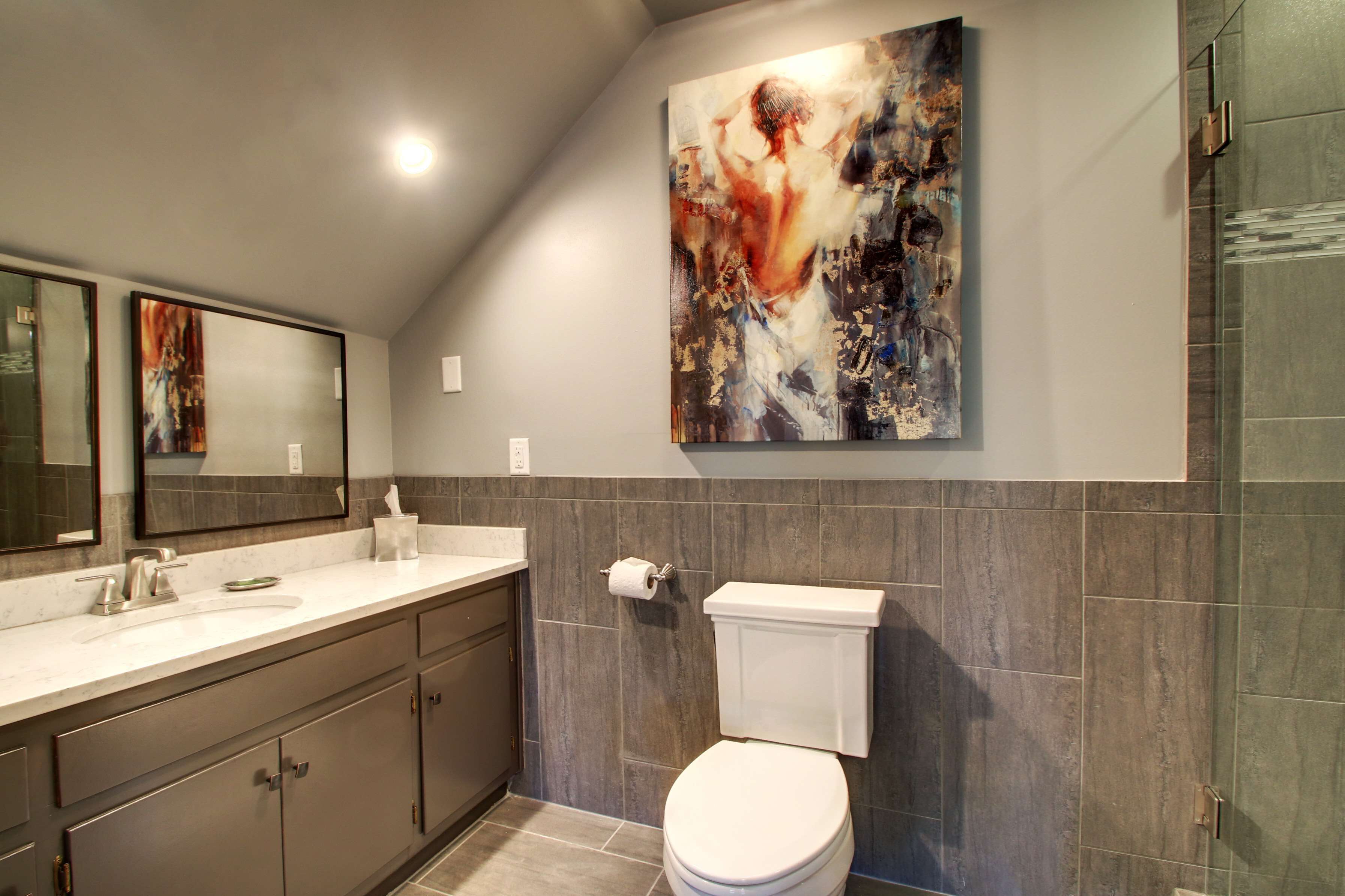 suite, 1 king bed, non smoking, refrigerator & microwave (living room) | bathroom | designer toiletries, hair dryer, towels