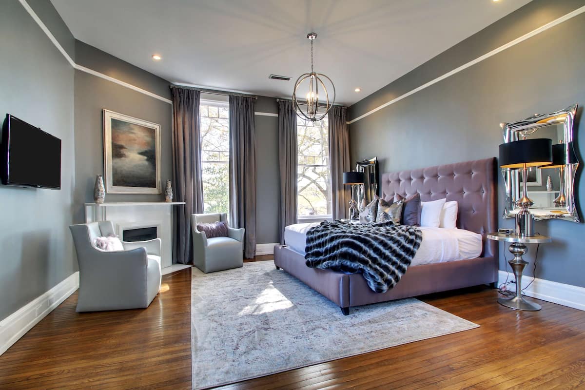 Suite, 1 letto king, non fumatori, caminetto (Walk-in Shower) | Biancheria da letto di alta qualità, materassi a doppio strato