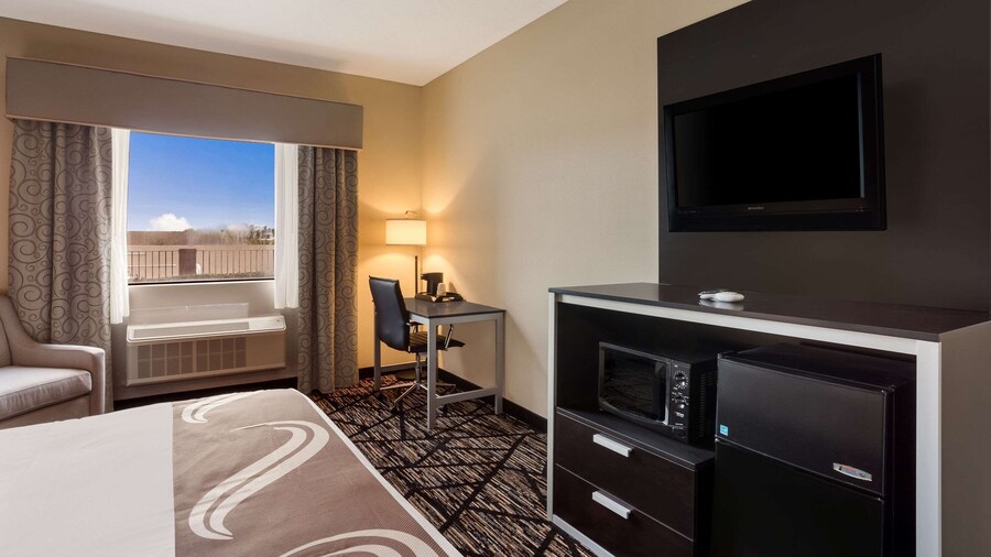 Quality Inn & Suites Pearl - Jackson