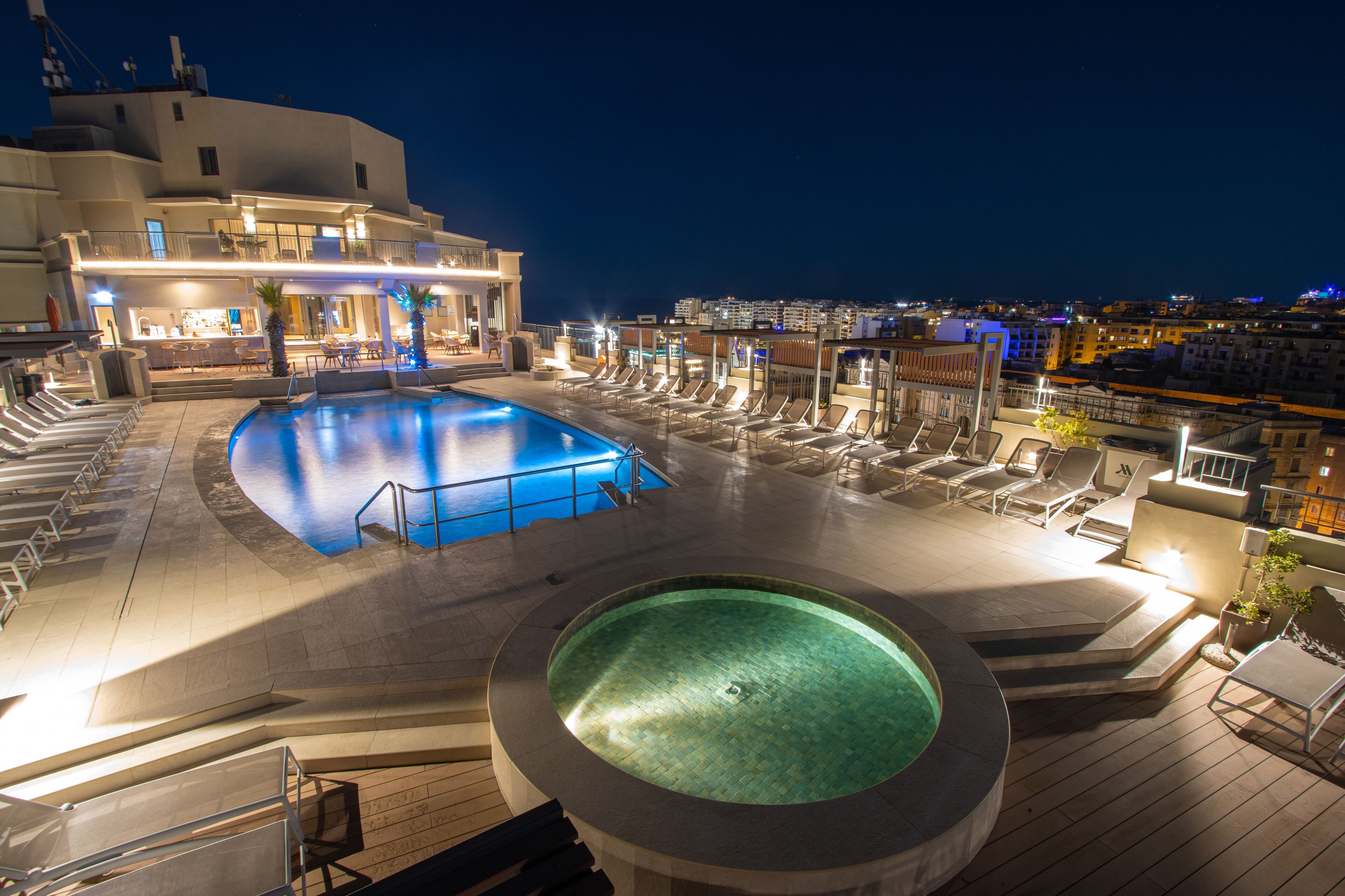 indoor pool, pool loungers