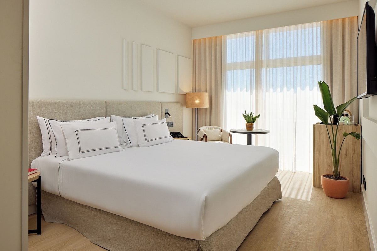 1 bedroom, minibar, soundproofing, free cots/infant beds