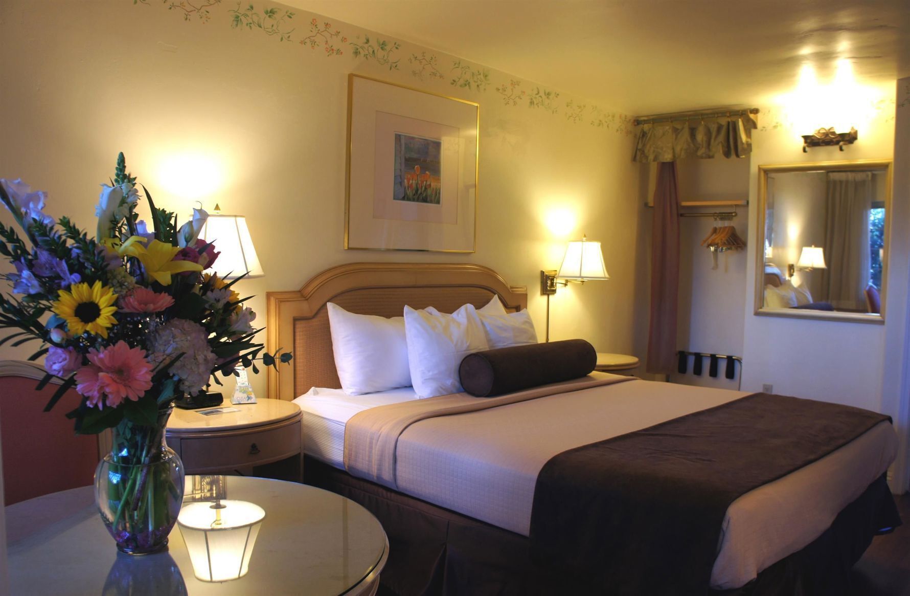 In-room safe, desk, iron/ironing board, free WiFi