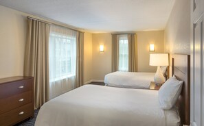 2 dormitorios, tabla de planchar con plancha, wifi gratis y ropa de cama