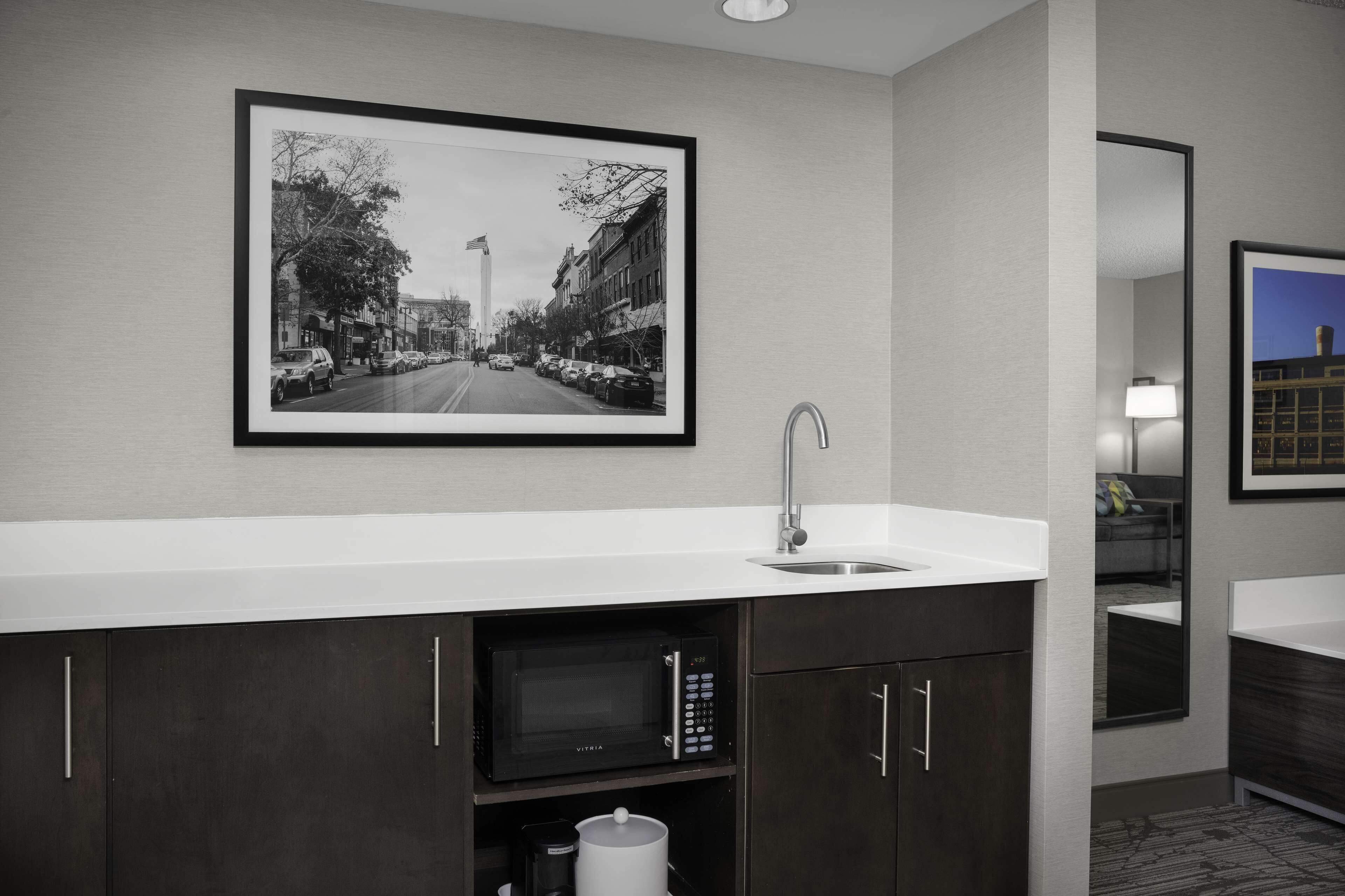 king study | in-room safe, desk, iron/ironing board, free cots/infant beds