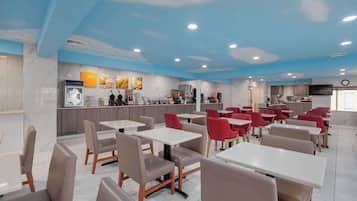 Desayuno buffet incluido todos los días