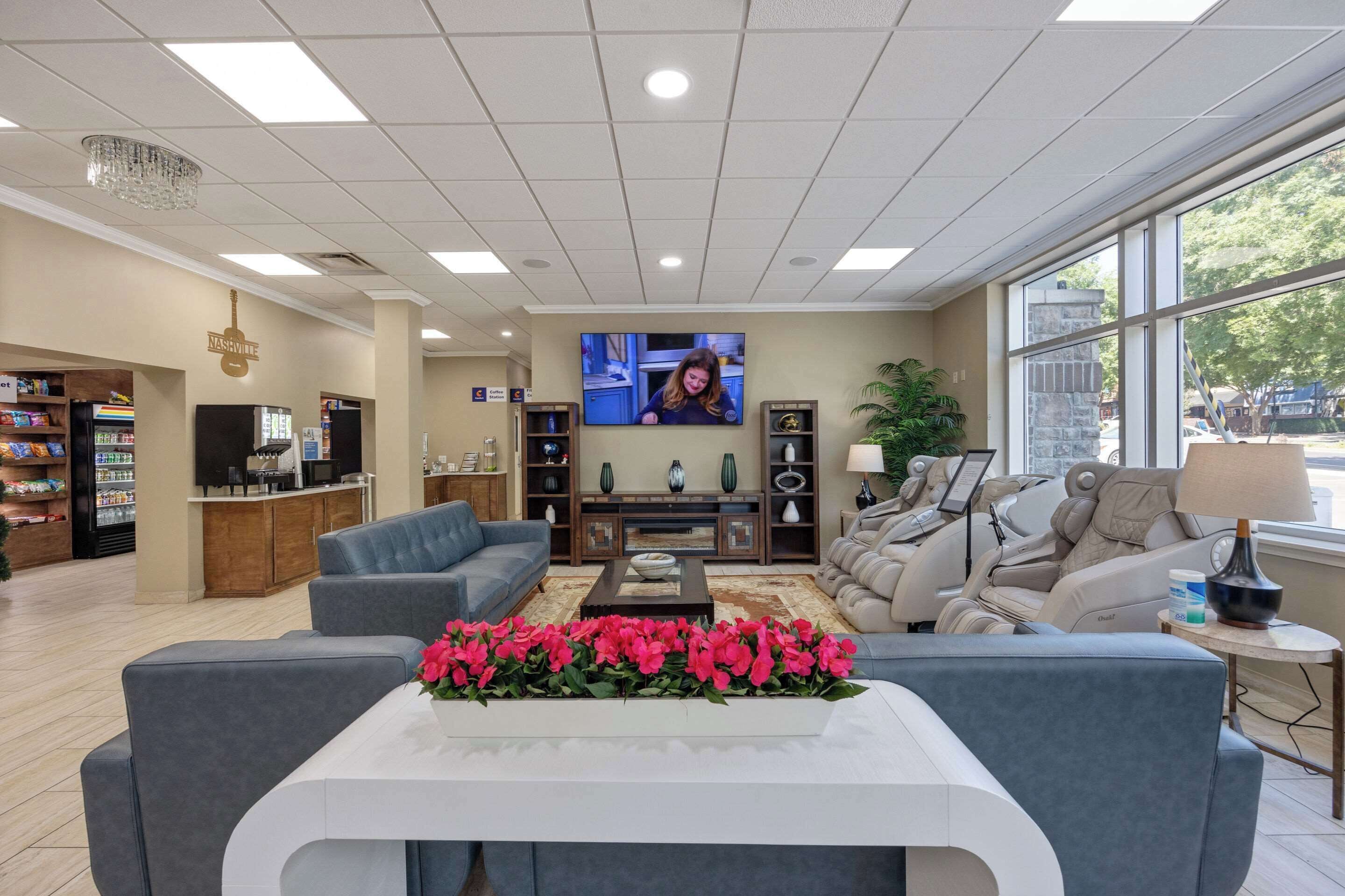 Photo - Comfort Inn Downtown Nashville - Music City Center