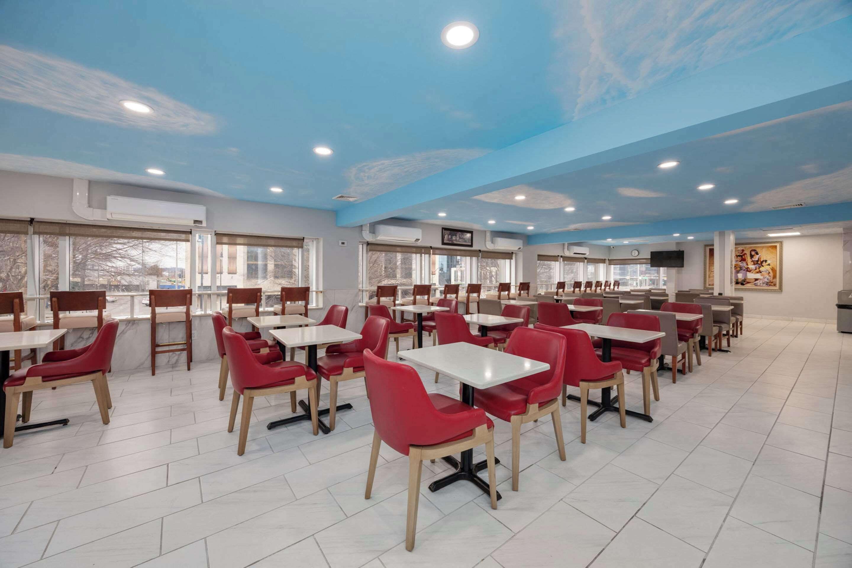 包含每日自助早餐