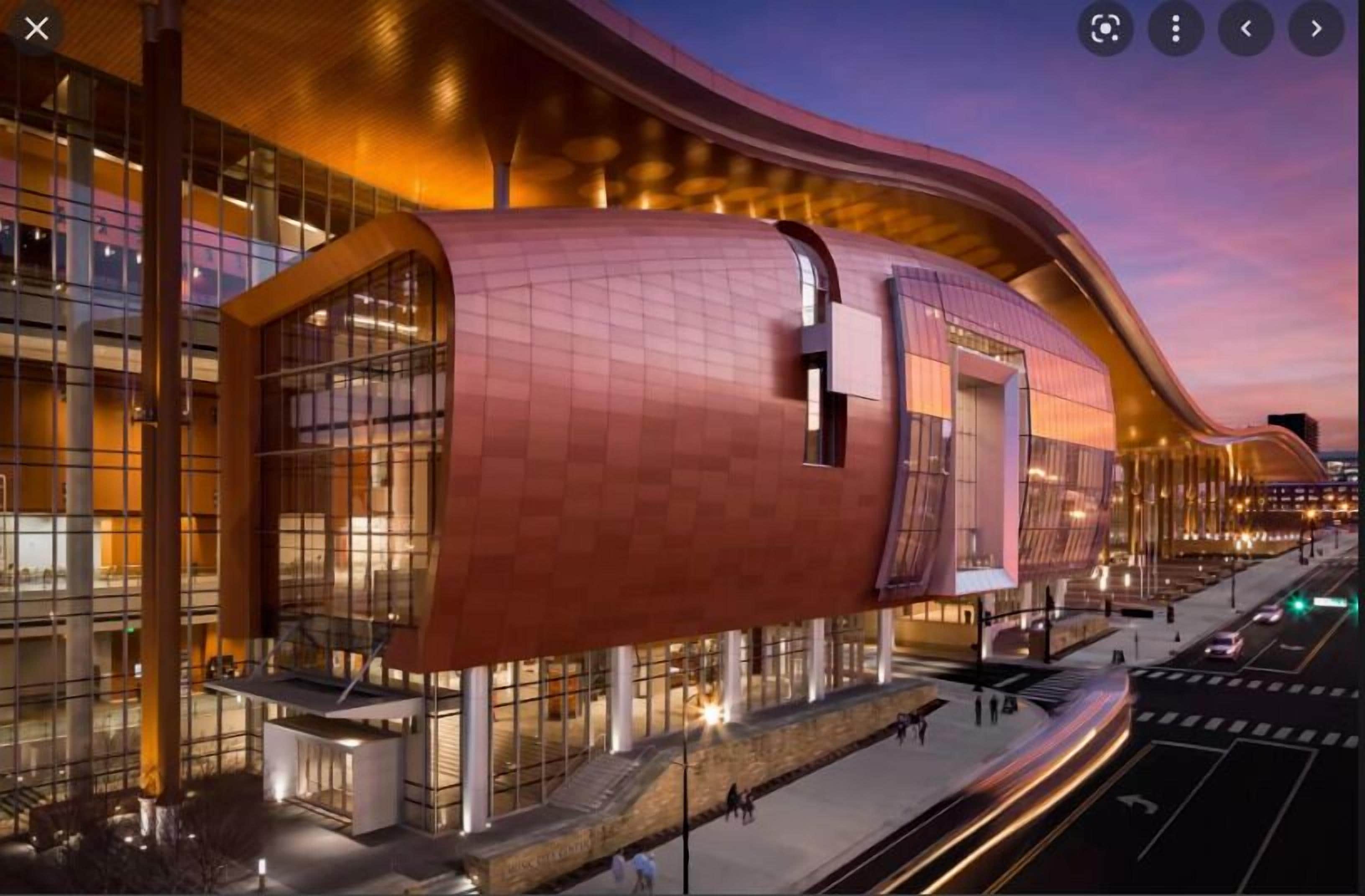 Photo - Comfort Inn Downtown Nashville - Music City Center