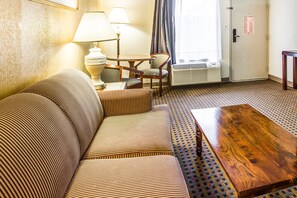 Suite, 1 King Bed | Iron/ironing board, free WiFi, bed sheets