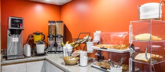 Rodeway Inn & Suites