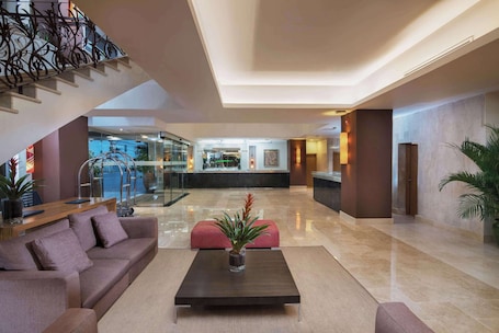 Lobby. Radisson Hotel Santo Domingo