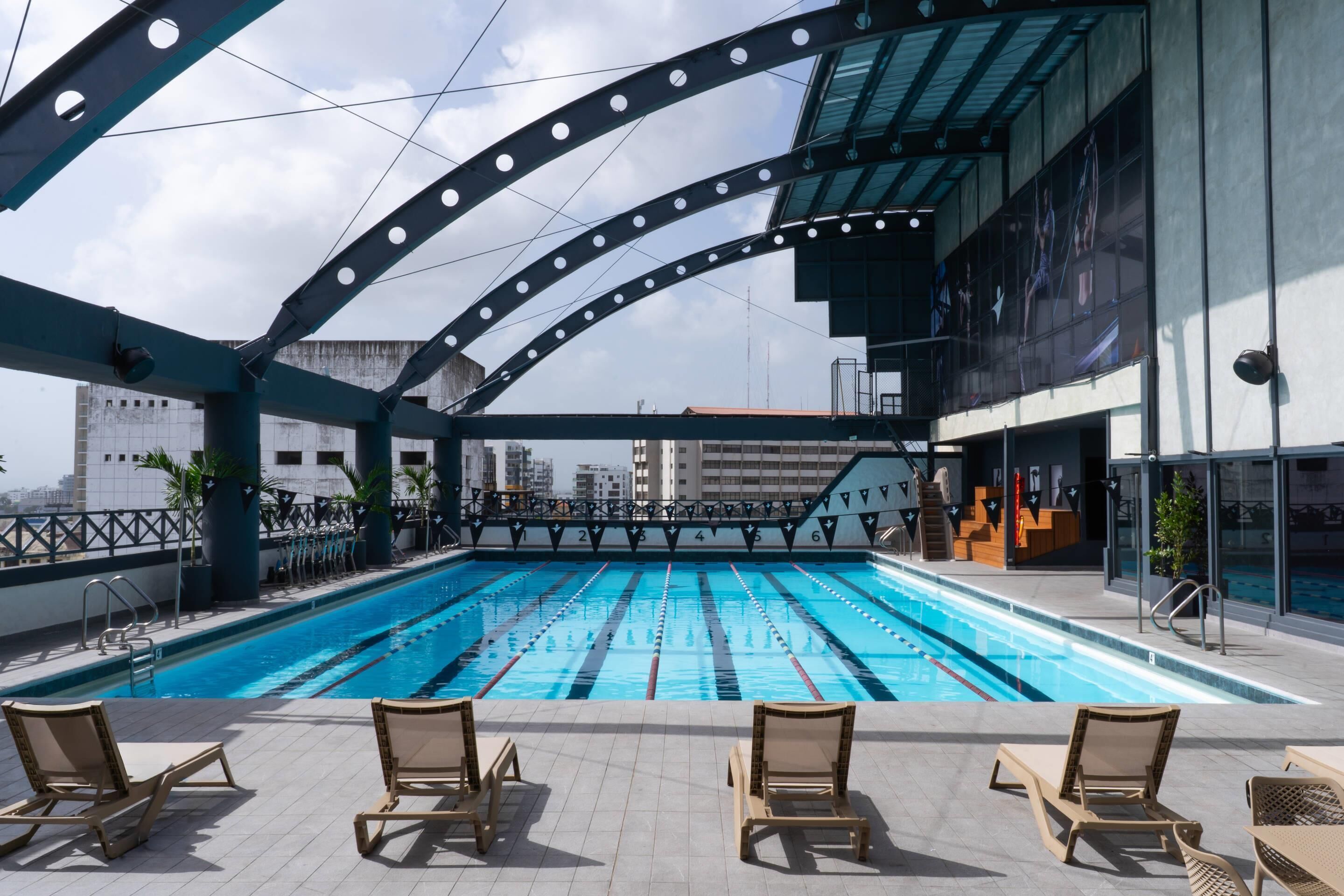 Outdoor pool, sun loungers