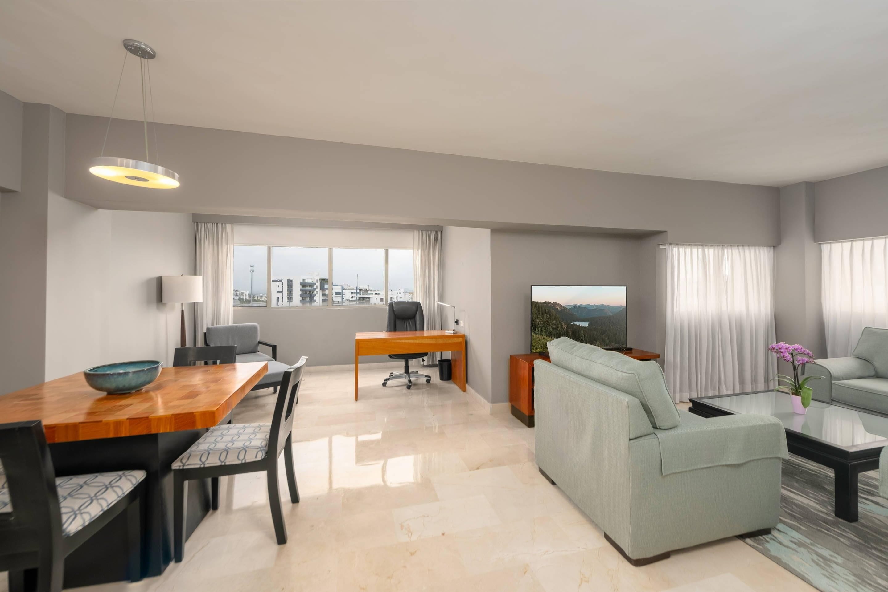 Suite Premium, 1 camera da letto, non fumatori | Biancheria da letto ipoallergenica, copriletto in piuma