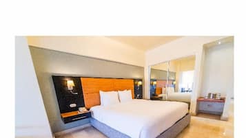 1 bedroom, hypo-allergenic bedding, down duvets, pillow-top beds