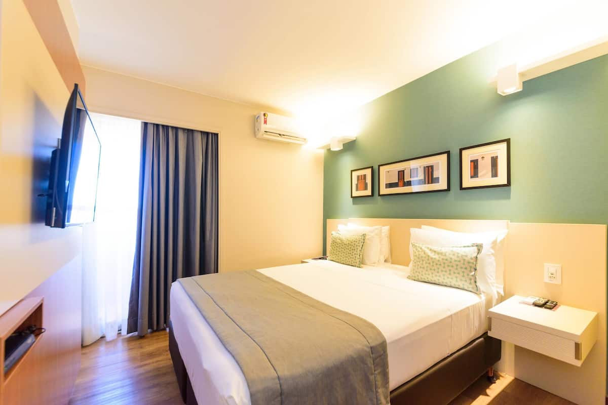 Superior Suite, 1 Queen Bed, Non Smoking | Minibar, in-room safe, desk, laptop workspace