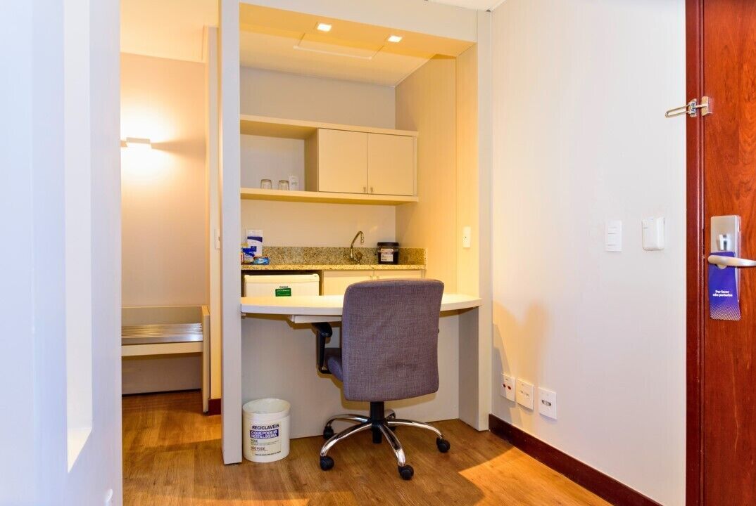 superior suite, 1 queen bed, non smoking | minibar, in-room safe, desk, laptop workspace