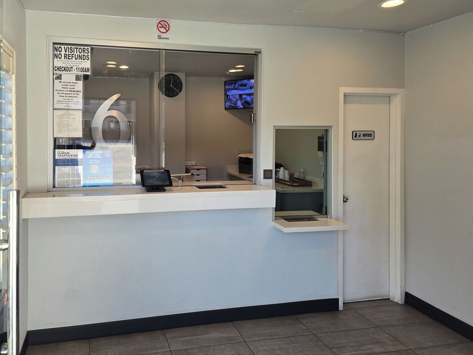 Photo - Motel 6 Los Angeles, CA - Downtown