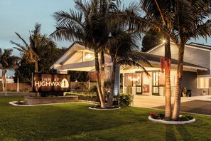 Fachada da propriedade