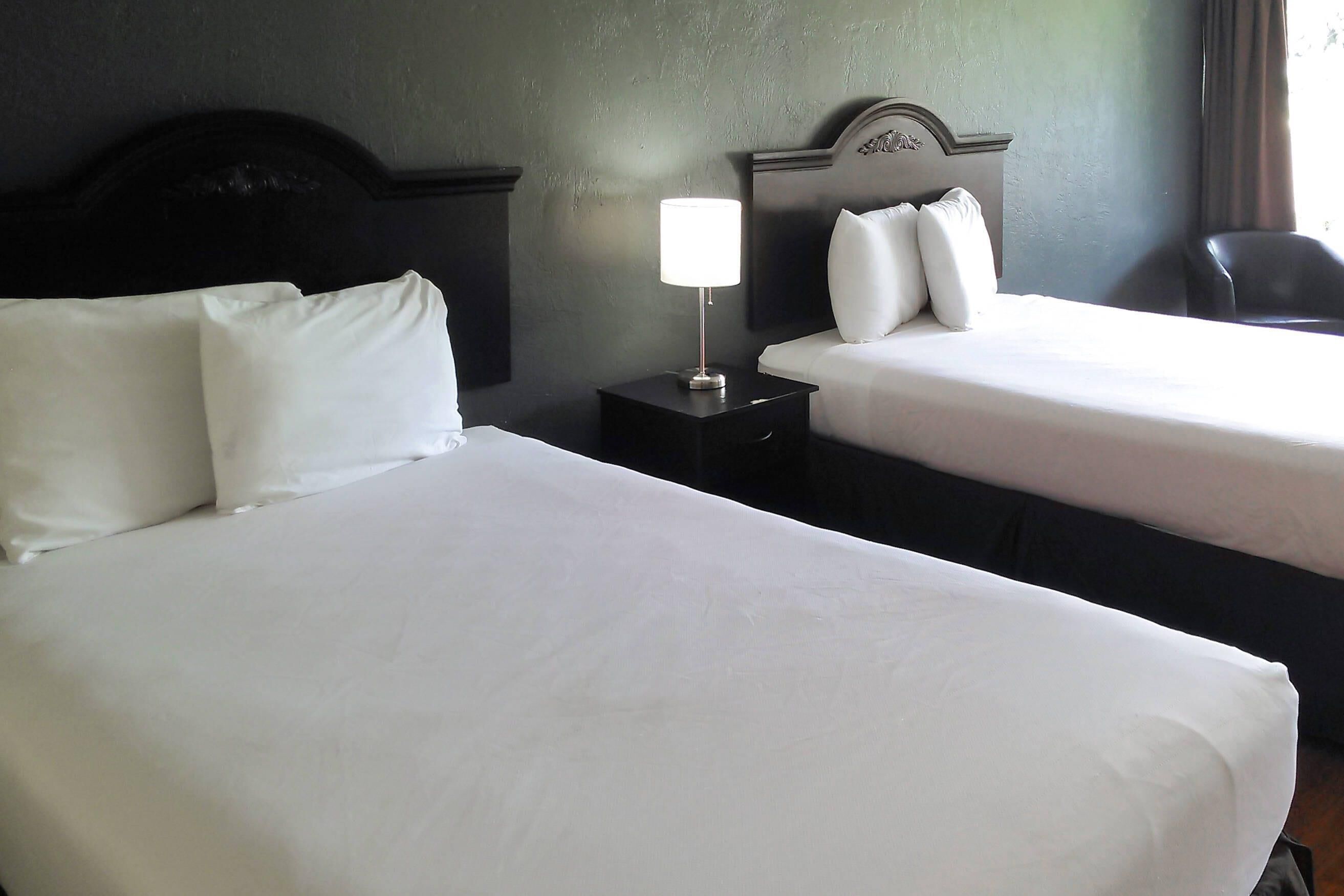 Photo - Econo Lodge