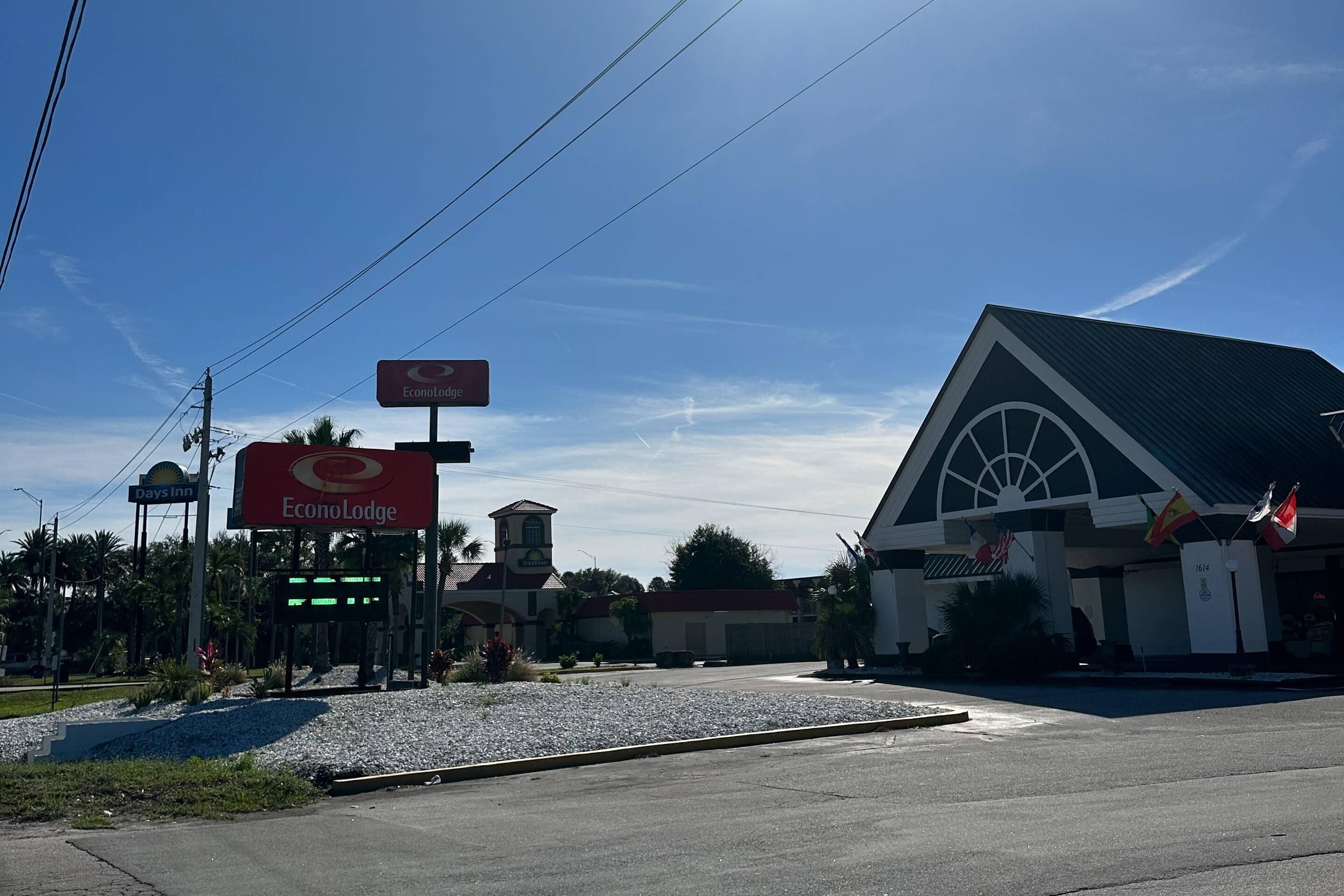 Photo - Econo Lodge