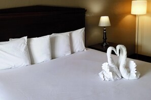 書桌、遮光布/窗簾、折疊床/加床、免費無線上網