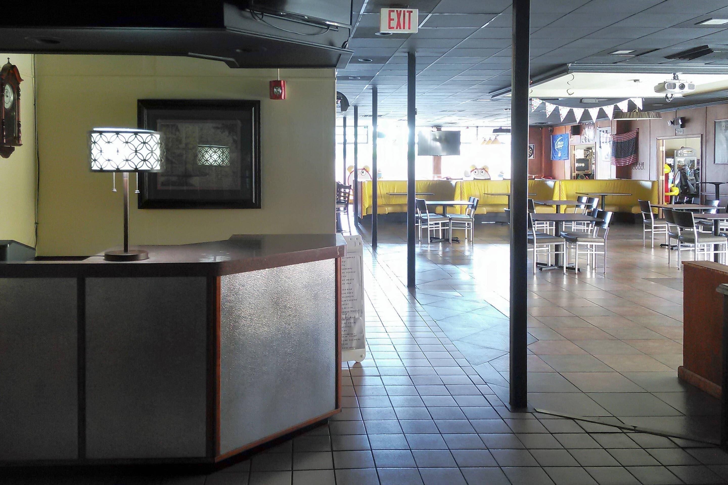 Photo - Econo Lodge