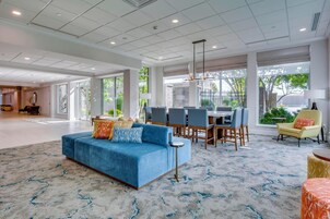 Sala de estar en el lobby