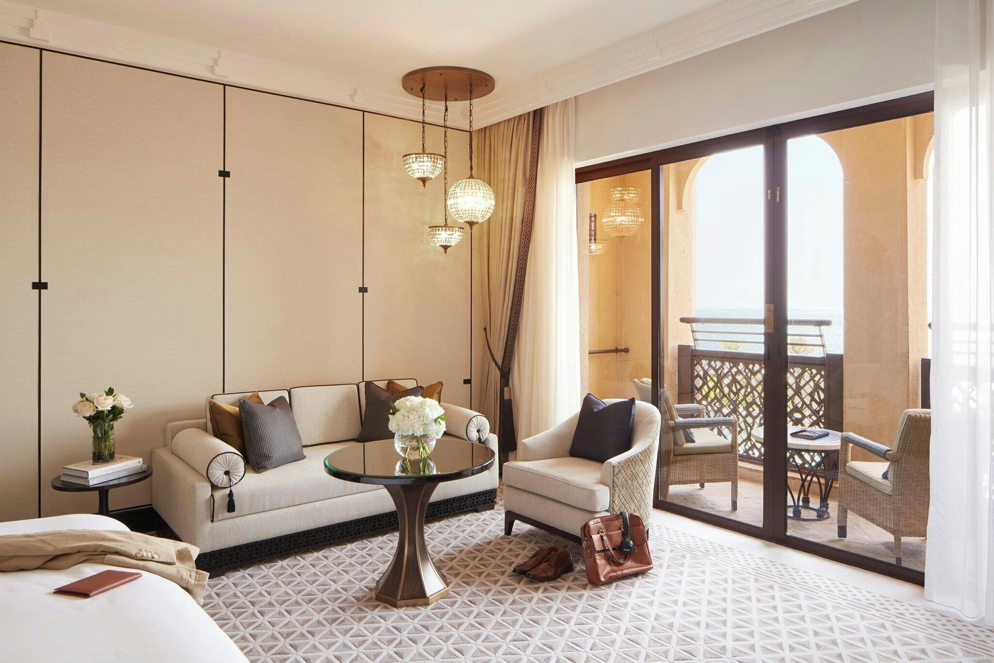 Deluxe Room (Arabian) | Hypo-allergenic bedding, minibar, in-room safe, desk