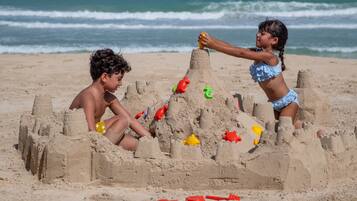 Private beach, sun-loungers, beach umbrellas, beach towels