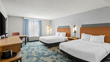 Peti besi dalam bilik, seterika/papan seterika