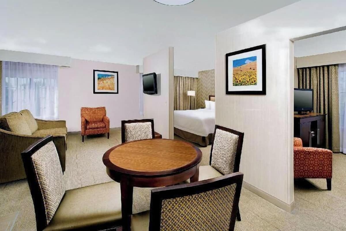 Desk, blackout drapes, iron/ironing board, free WiFi