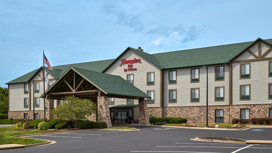 Hampton Inn Kansas City The Legends