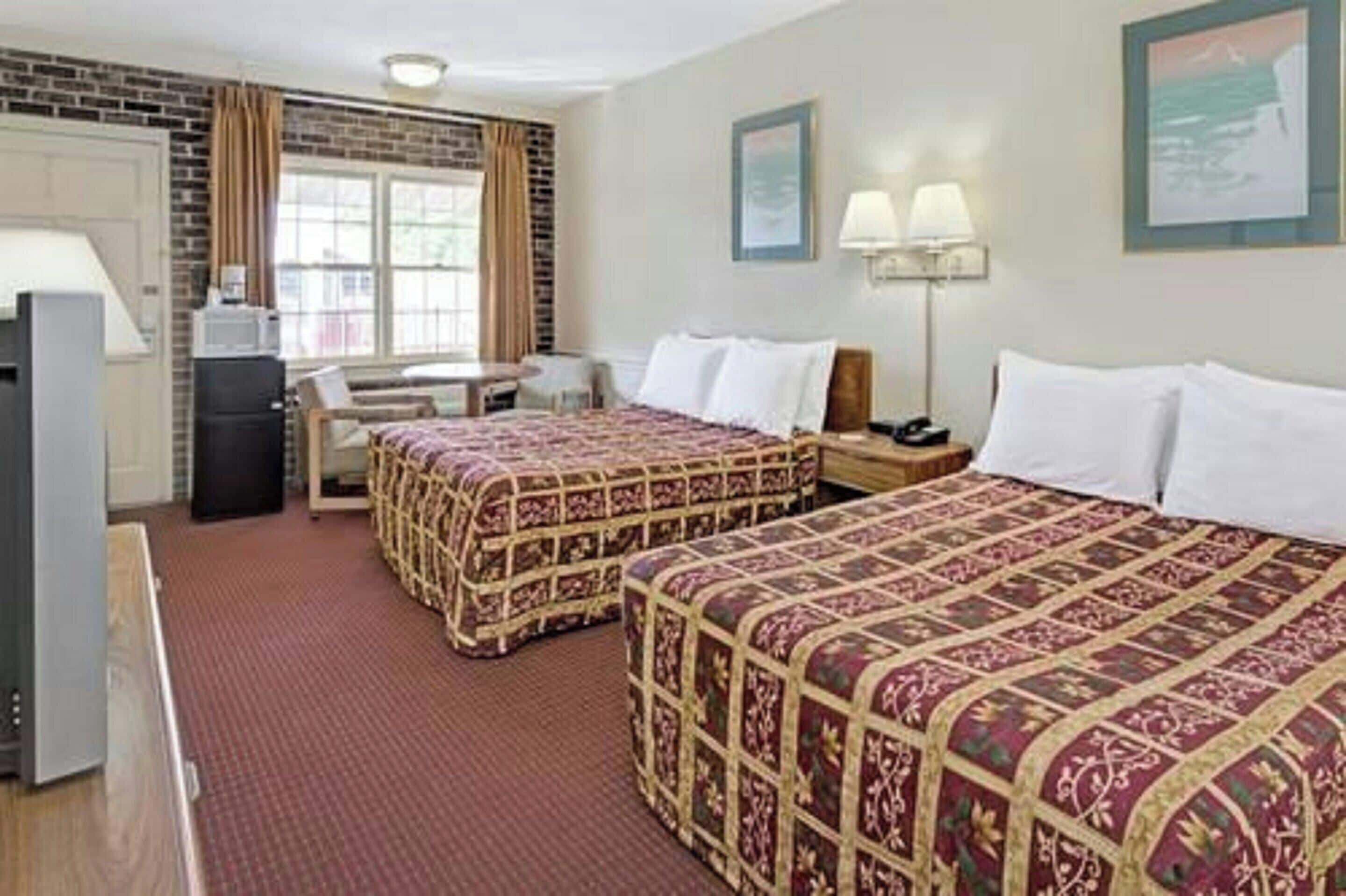 Room, 2 Double Beds, Non Smoking, Refrigerator & Microwave | In-room safe, laptop workspace, iron/ironing board, free WiFi
