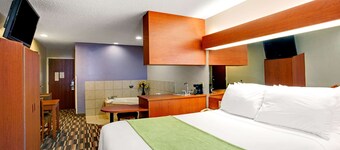 Microtel Inn & Suites by Wyndham Cherokee