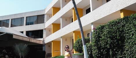 2 outdoor pools, open 8:00 AM to 8:00 PM, pool umbrellas, sun loungers