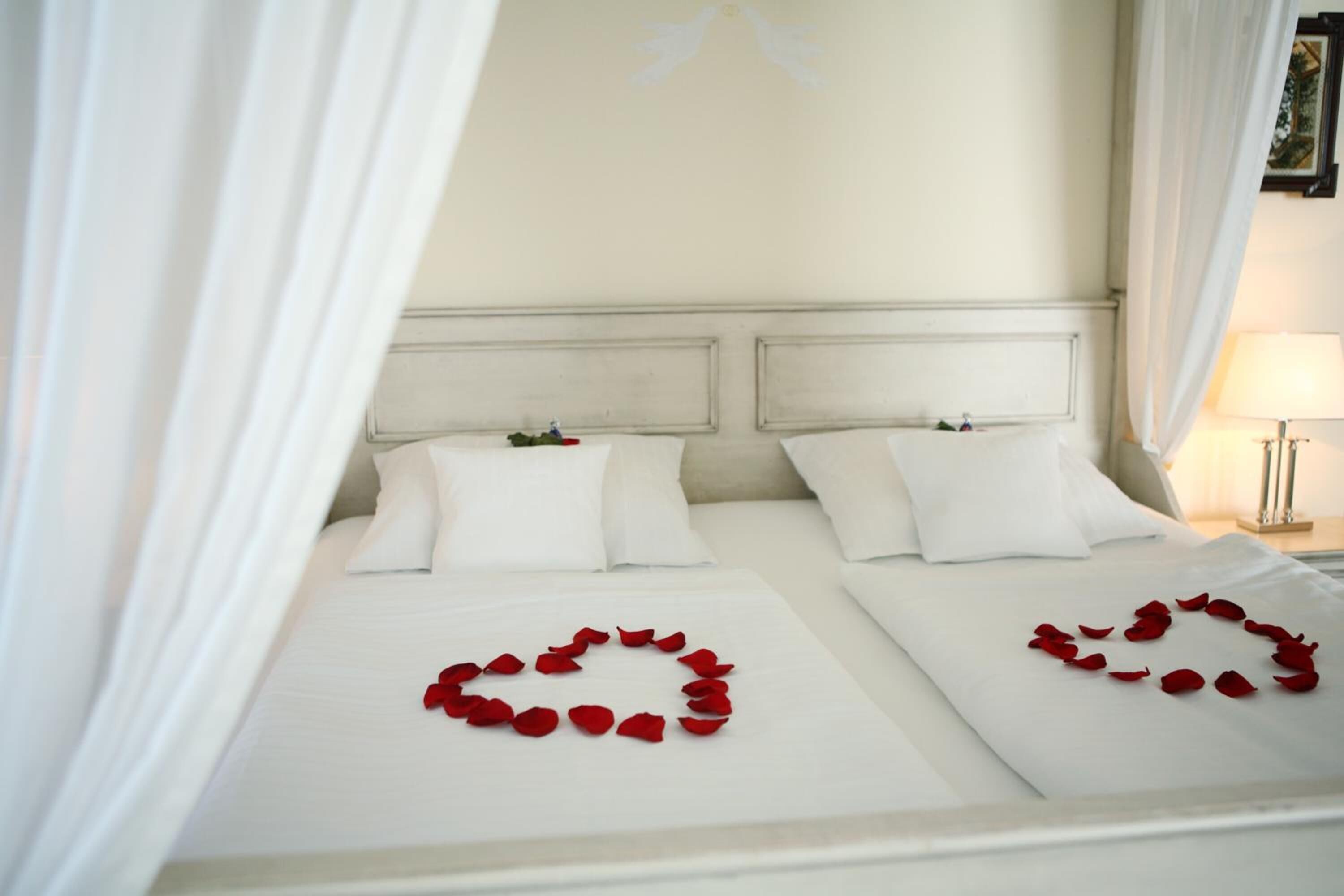 1 bedroom, hypo-allergenic bedding, in-room safe, desk