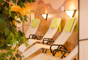 Körperbehandlungen, Aromatherapie, Gesichtsbehandlungen