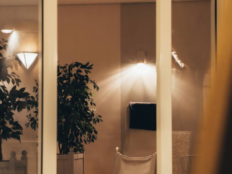 Körperbehandlungen, Aromatherapie, Gesichtsbehandlungen
