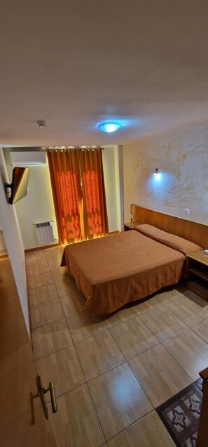 1 habitación, ropa de cama de alta calidad y colchones con pillow-top 