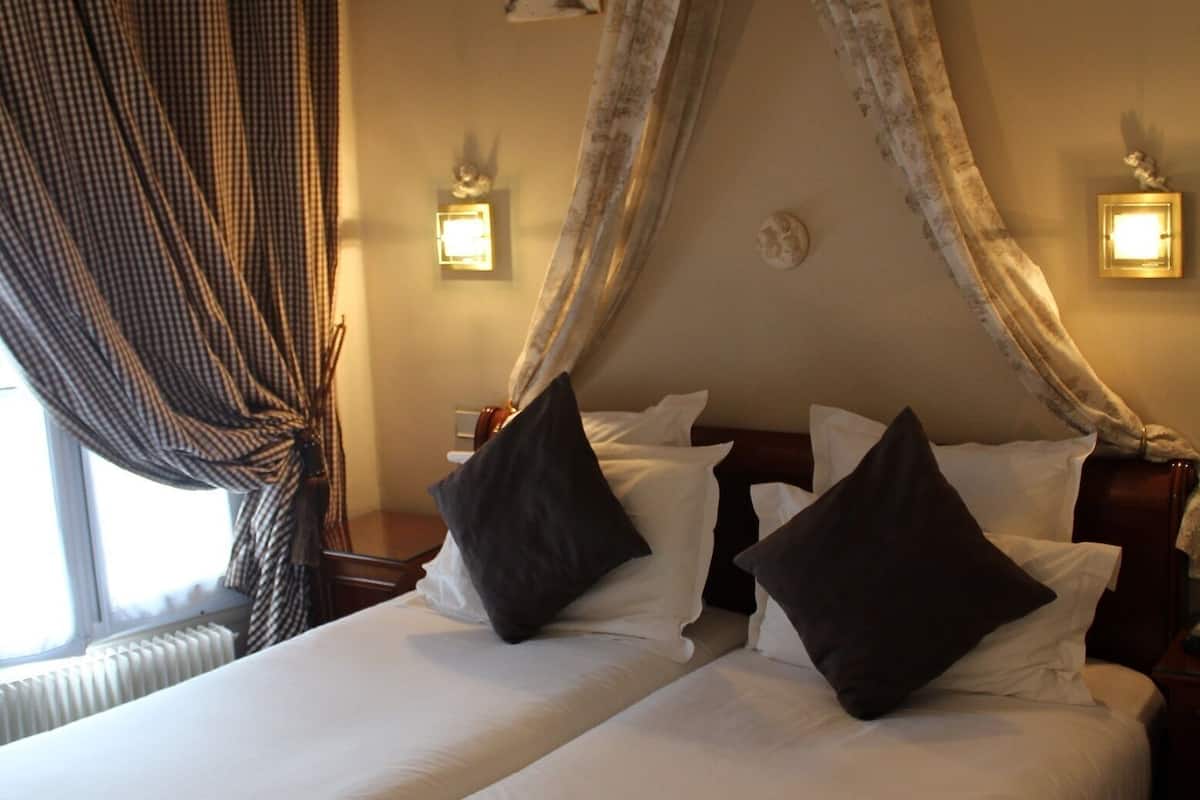 Literie de qualité supérieure, minibar, coffres-forts dans les chambres